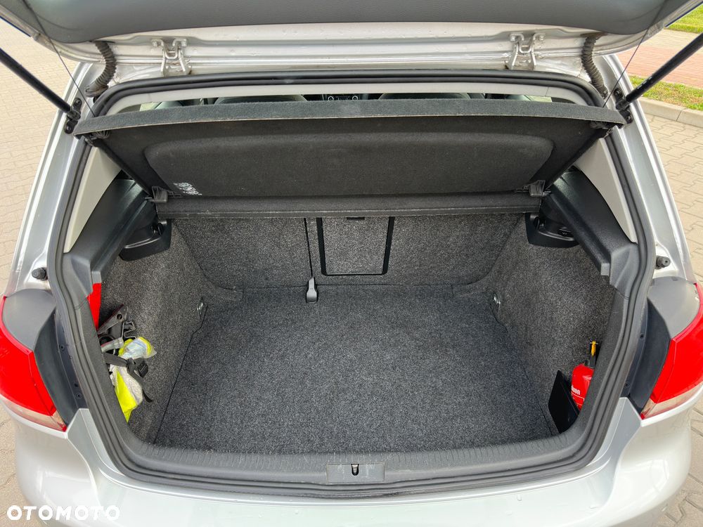 Volkswagen Golf 1.6 Comfortline - 14