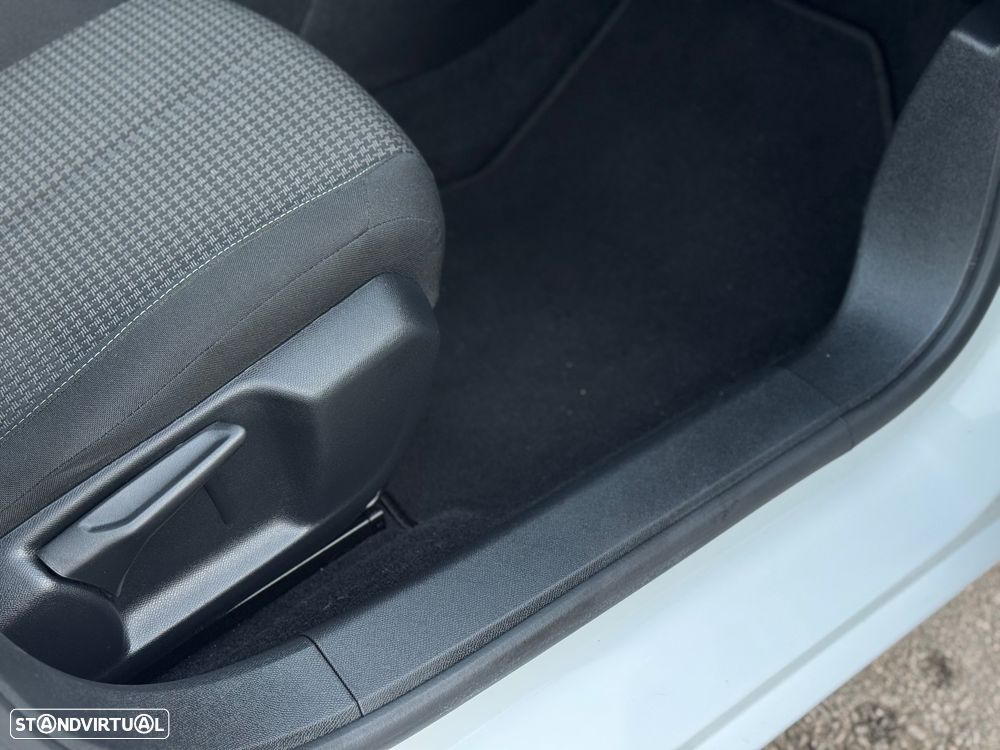 Peugeot 308 1.5 BlueHDi Active Pack - 21