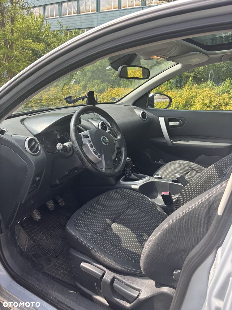 Nissan Qashqai 2.0 dCi 4x4 Tekna - 6