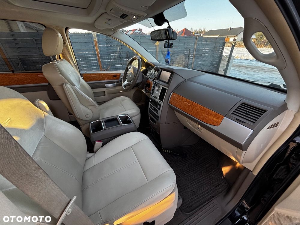 Chrysler Town & Country 4.0 Limited - 9