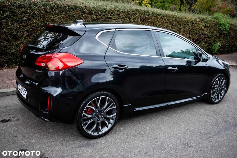Kia Ceed 1.6 T-GDI GT - 5