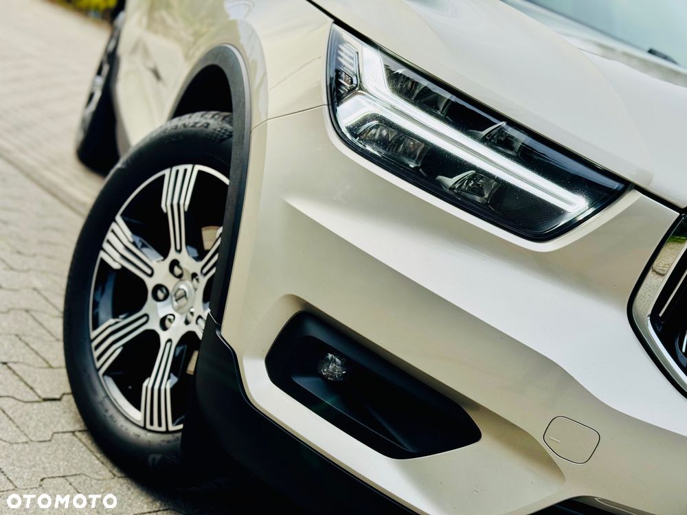 Volvo XC 40 D3 SCR Inscription - 16