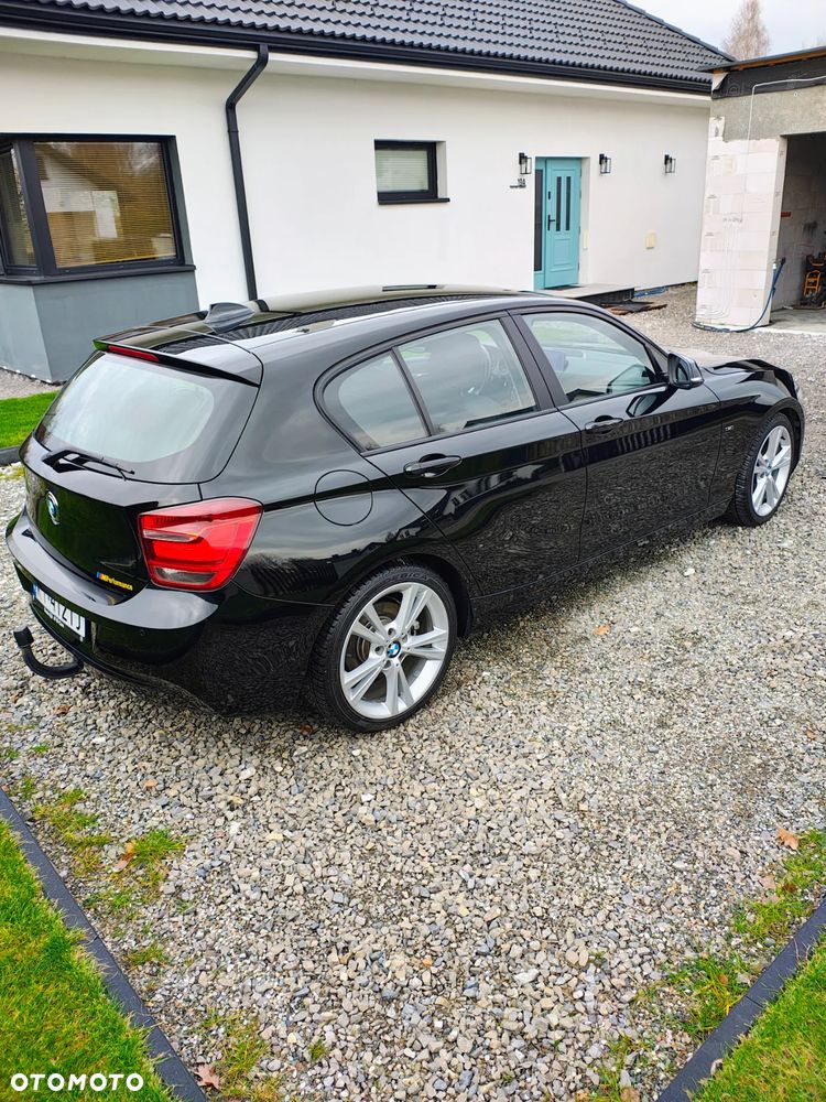 BMW Seria 1 120d Sport Line - 12