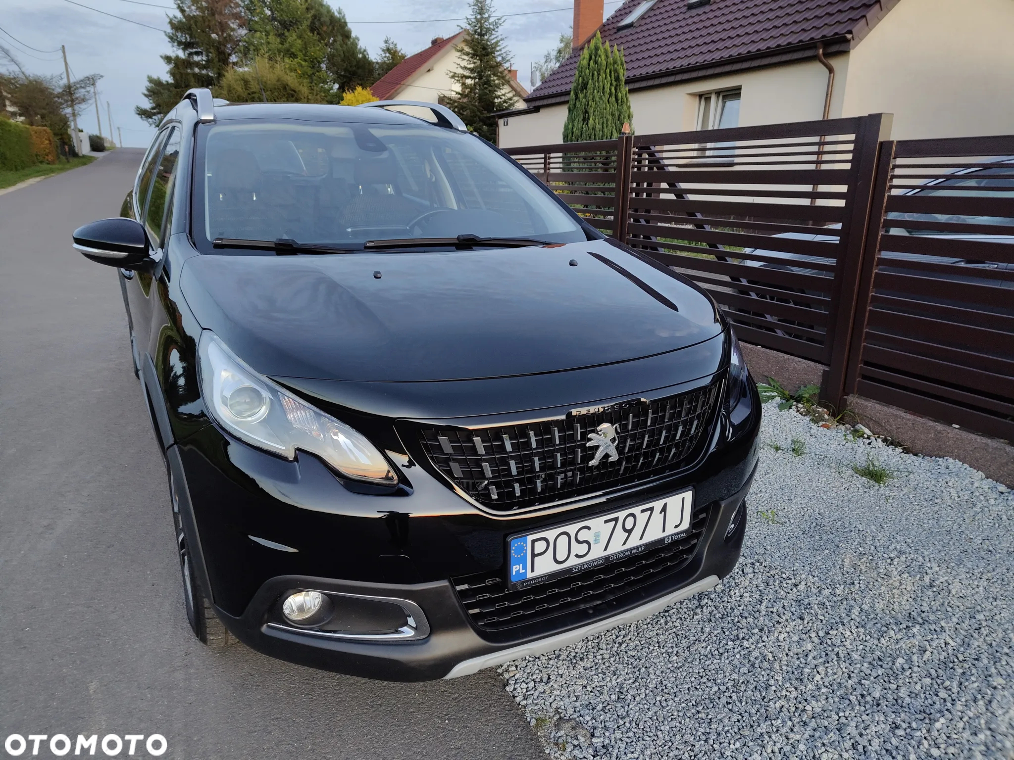 Peugeot 2008 1.2 Pure Tech Allure S&S EAT6 - 25