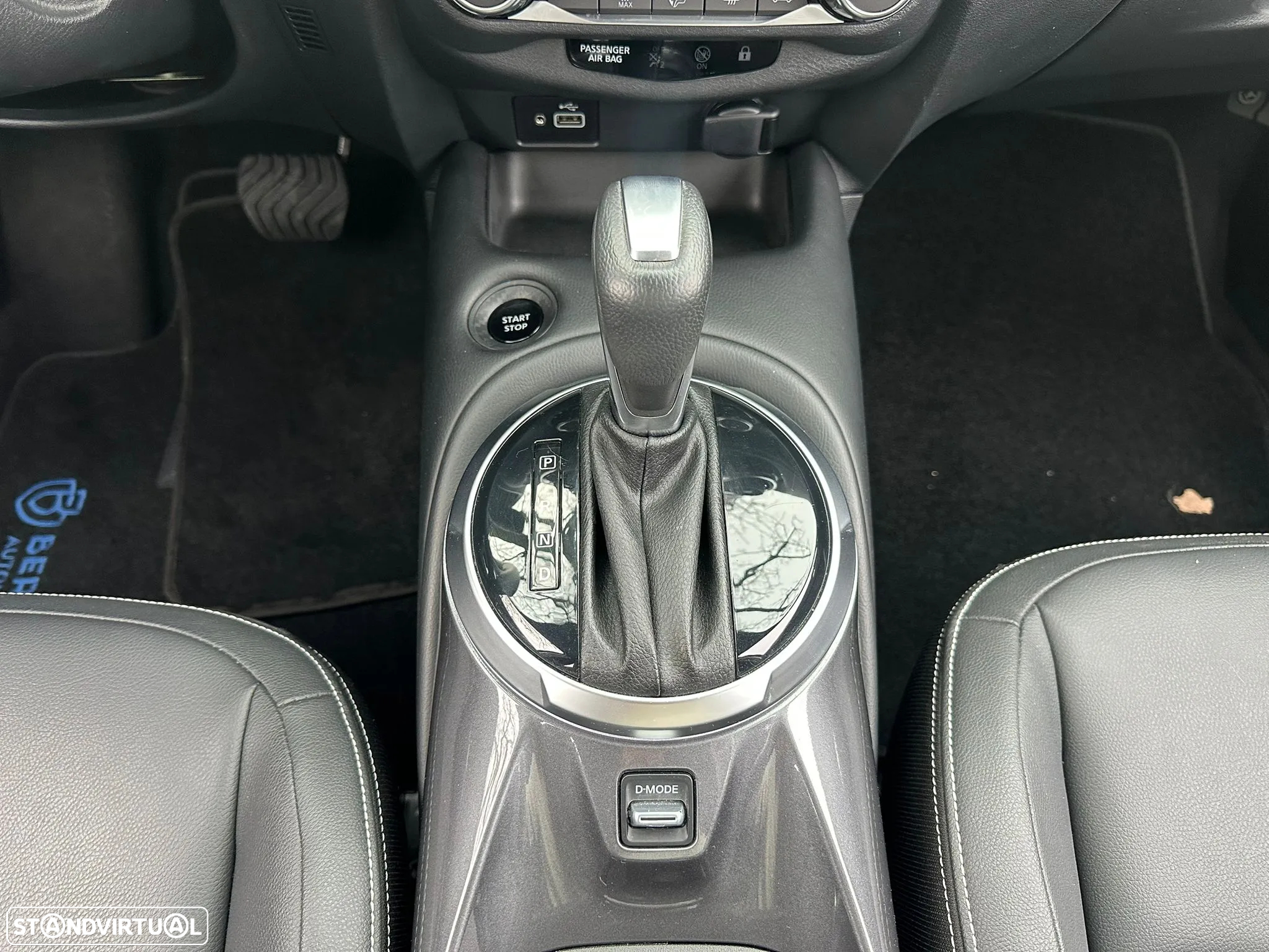 Nissan Juke 1.6 Hybrid Tekna TwoTone T - 33