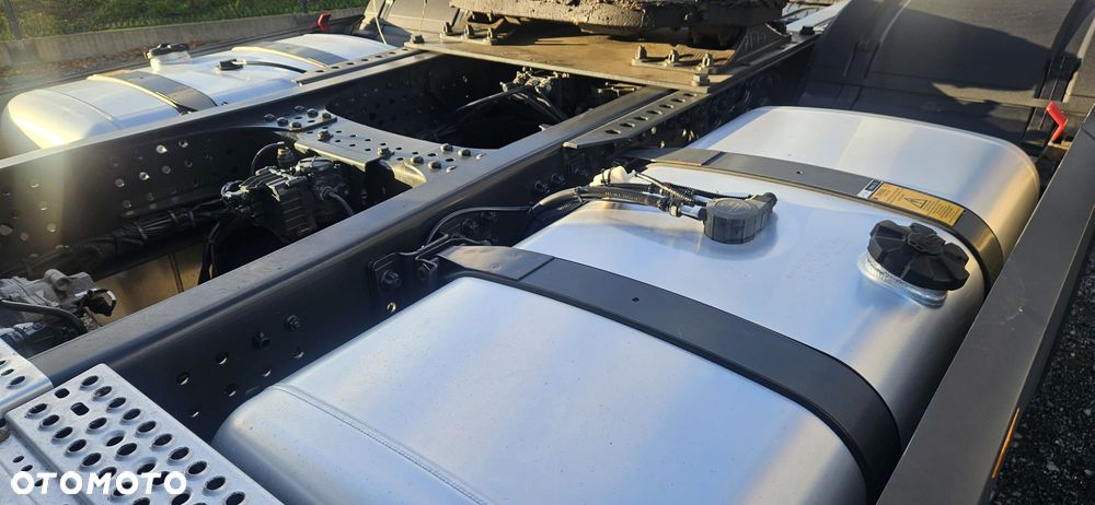 Mercedes-Benz ACTROS MP5 1851/ BIG SPACE / STANDARD - 10