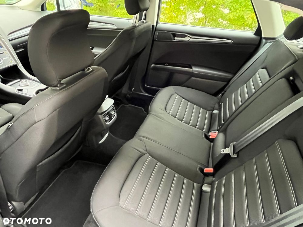 Ford Mondeo Turnier 2.0 EcoBlue Titanium - 35