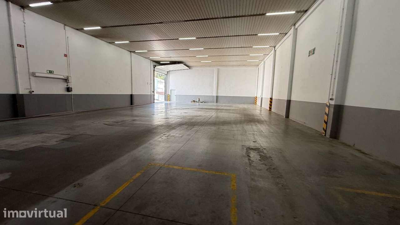 Armazém para Arrendamento – Nespereira, Guimarães - Grande imagem: 5/11