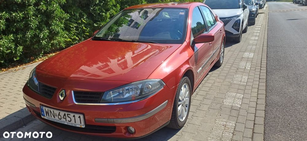Renault Laguna 2.0 ESPerience - 11
