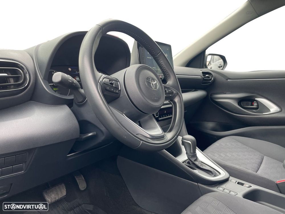 Toyota Yaris - 12