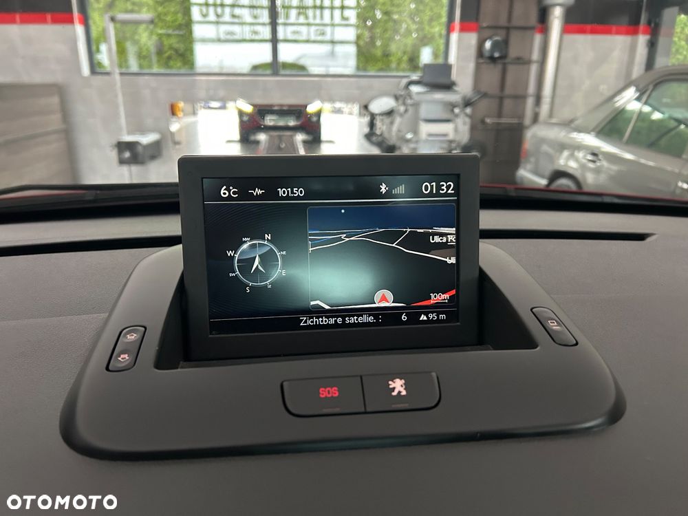 Peugeot 3008 1.6 Active - 40