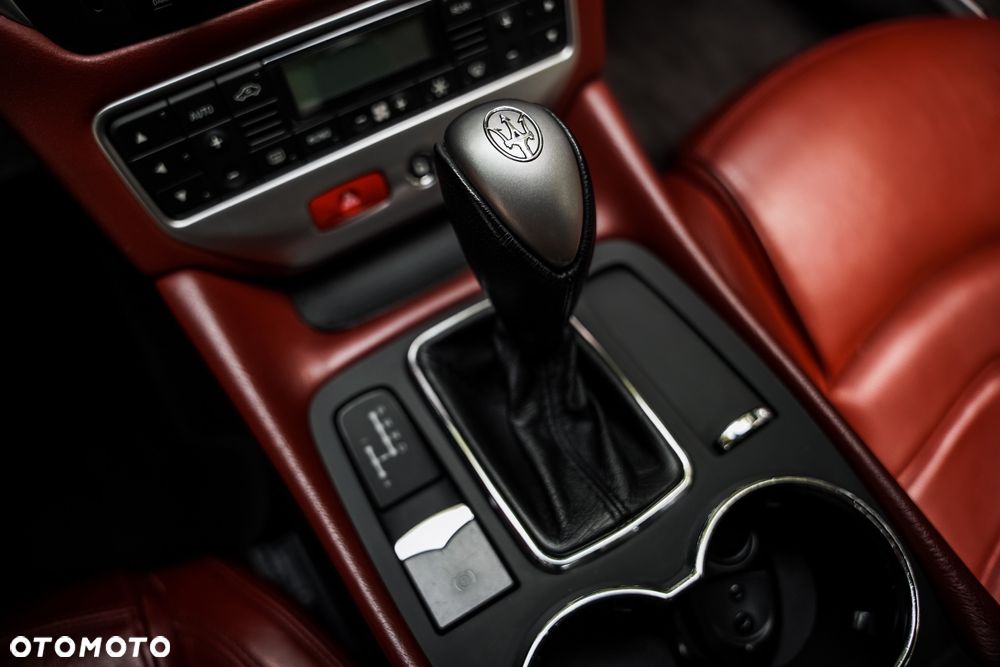 Maserati GranTurismo S - 17