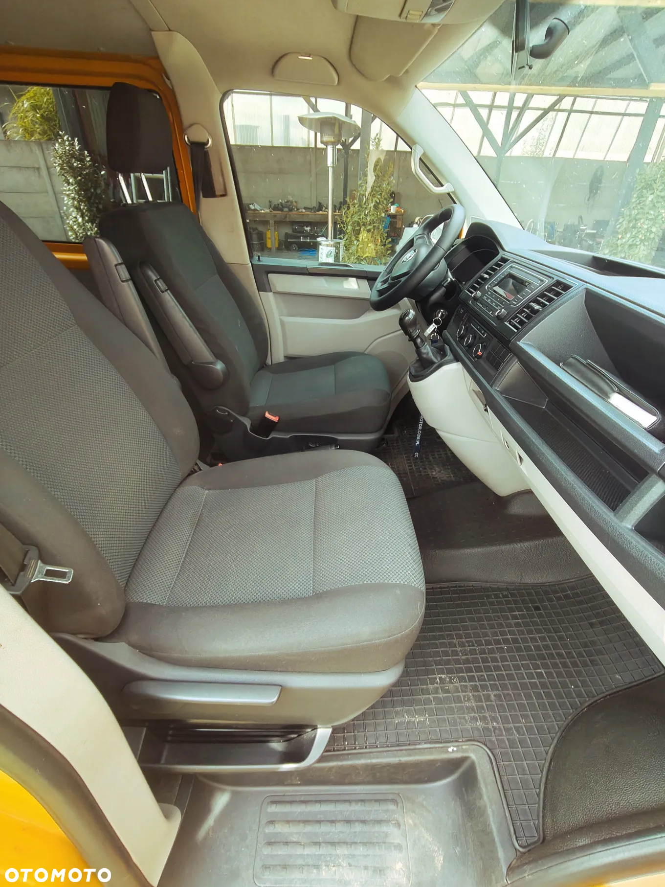 Volkswagen Transporter - 8