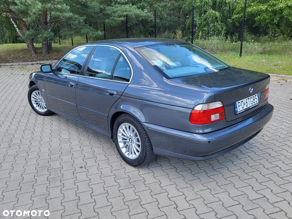 BMW Seria 5 530i - 5