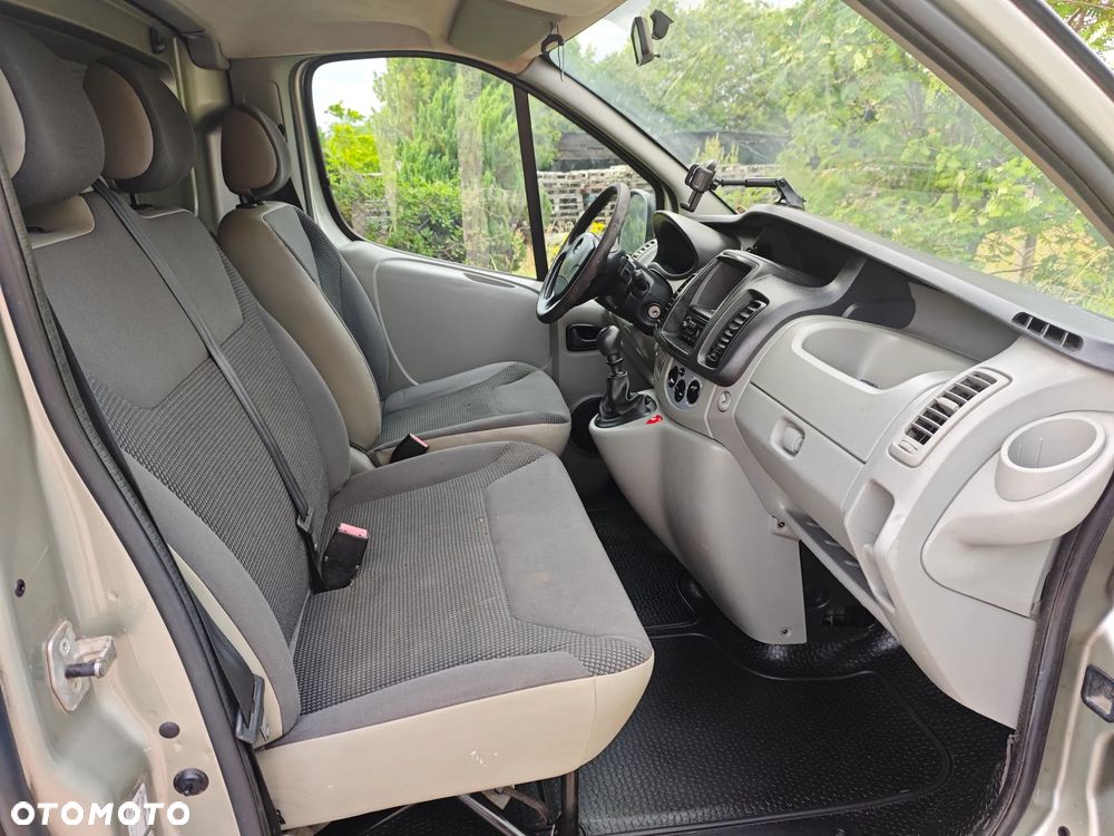 Opel Vivaro - 6