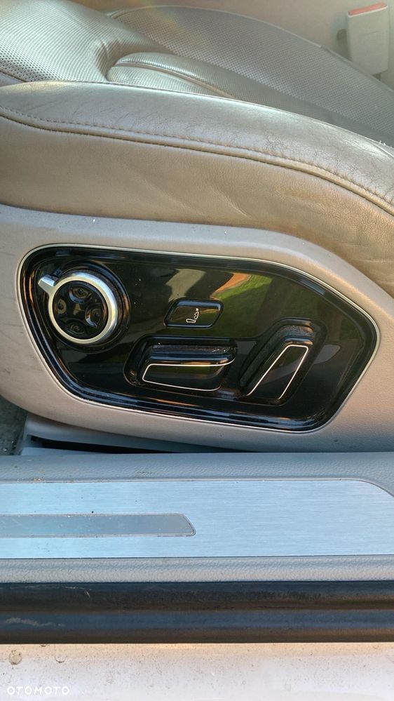 Audi A8 4.2 FSI L Quattro - 17