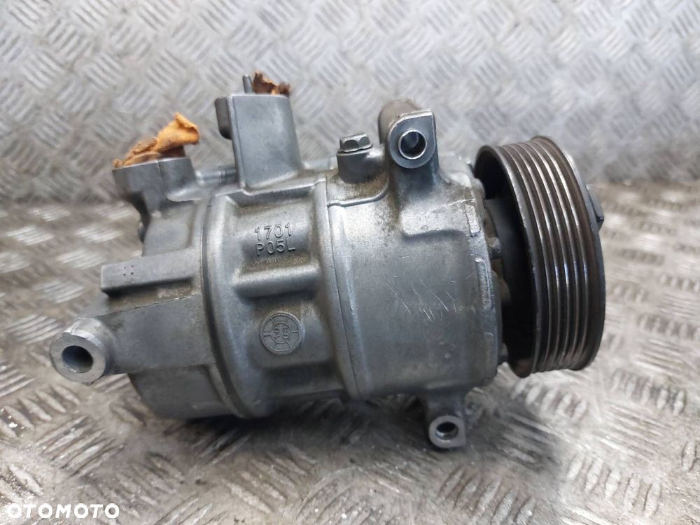 SPRĘŻARKA KOMPRESOR KLIMATYZACJI GOLF VI 1.6 TDI 5N0820803 ID: 236318 - 4