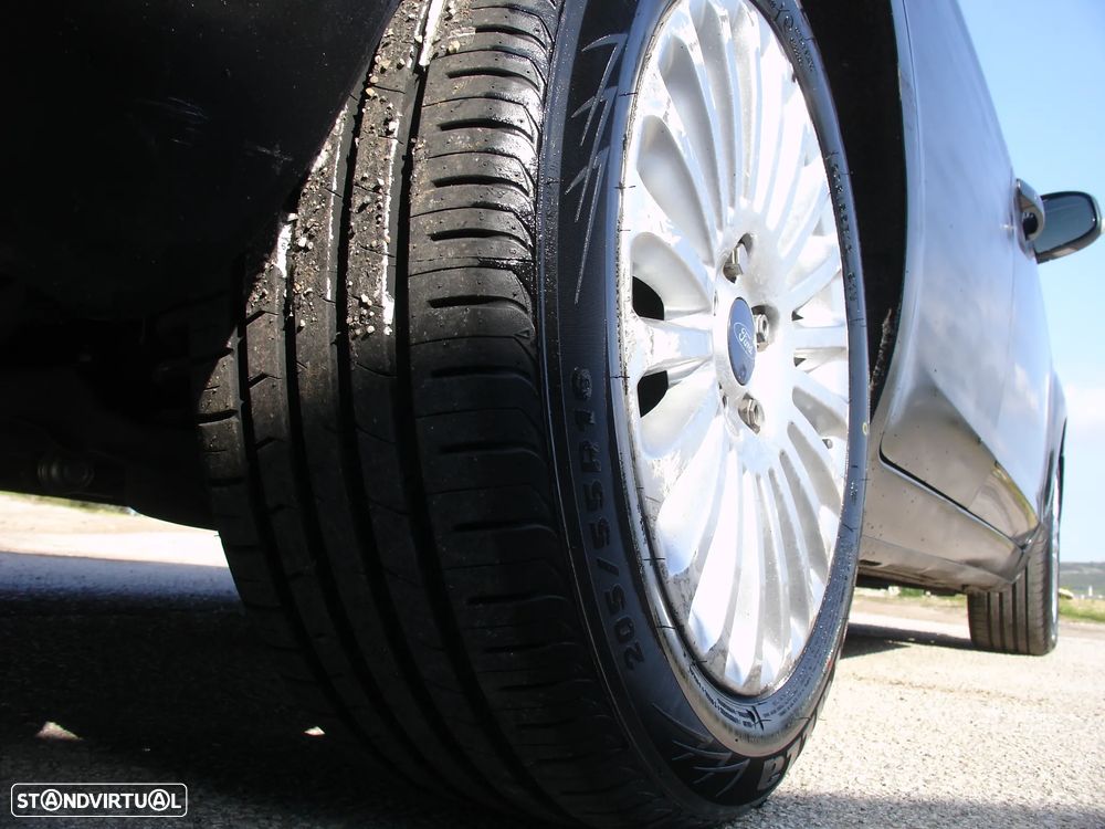 Ford Focus 1.6 TDCi Titanium - 25