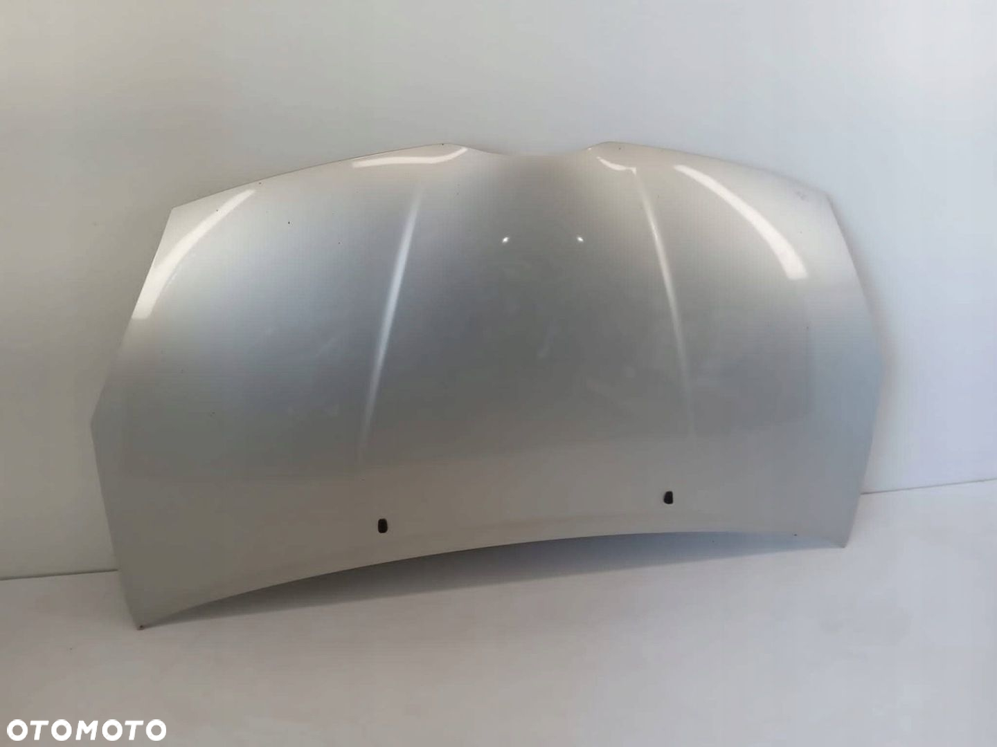 MASKA POKRYWA SILNIKA TOYOTA COROLLA VERSO II - 2