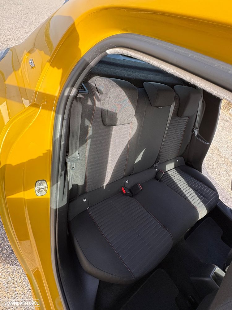 Peugeot 208 1.2 PureTech Active Pack - 12