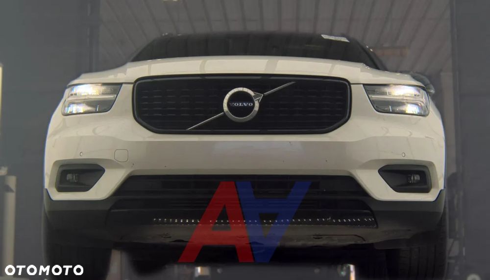 Volvo XC 40 T5 AWD Geartronic R-Design - 2
