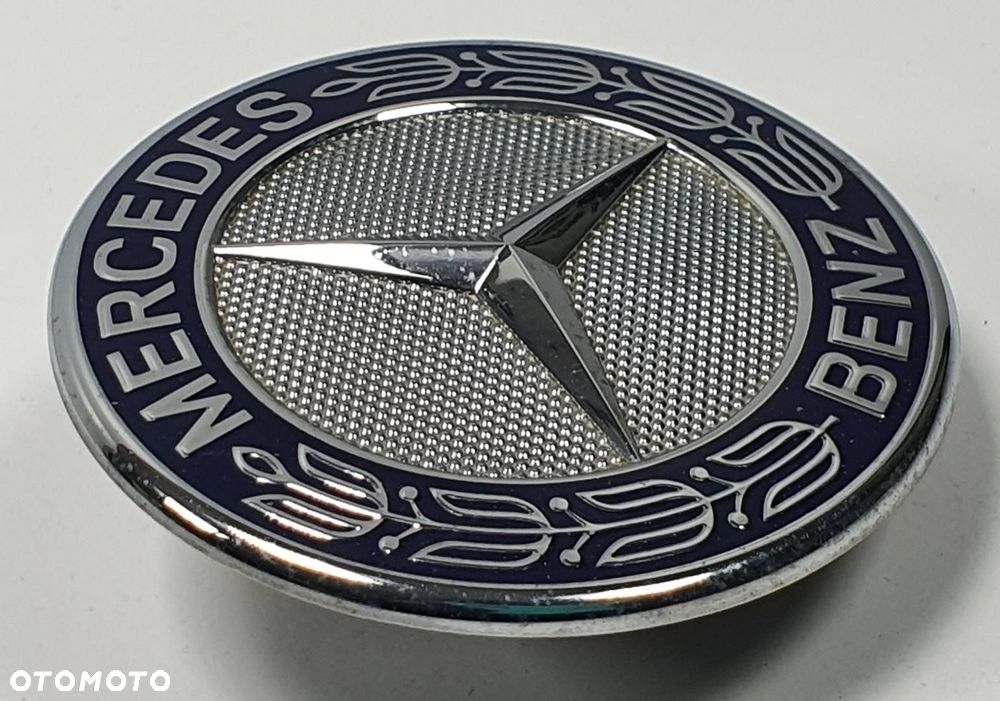 EMBLEMAT ZNACZEK LOGO MERCEDES W212 A2128170316 - 2