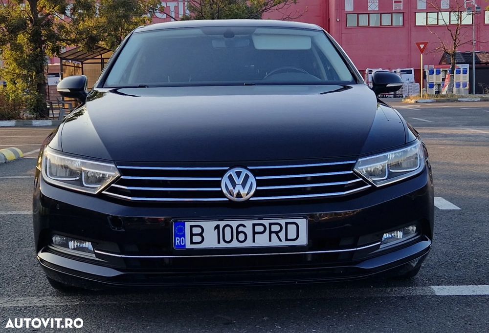 Volkswagen Passat - 2