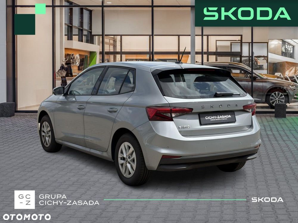 Skoda Fabia 1.0 TSI Drive - 4