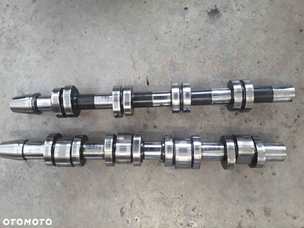 wałek rozrządu ssący wydechowy Audi A4 B7 2.0 TDI BRD - 1