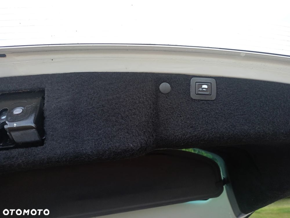 Opel Insignia 2.0 CDTI automatik Innovation - 17