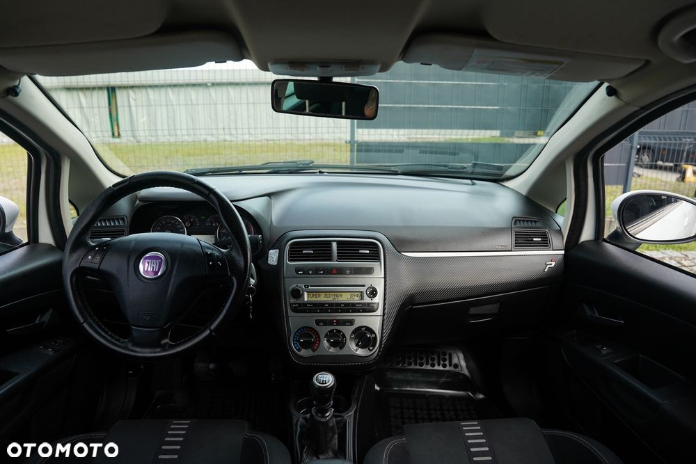 Fiat Punto - 8