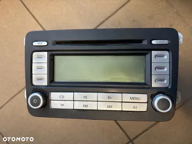 RADIO VOLKSWAGEN PASSAT B6 GOLF V 1K0035186R - 1