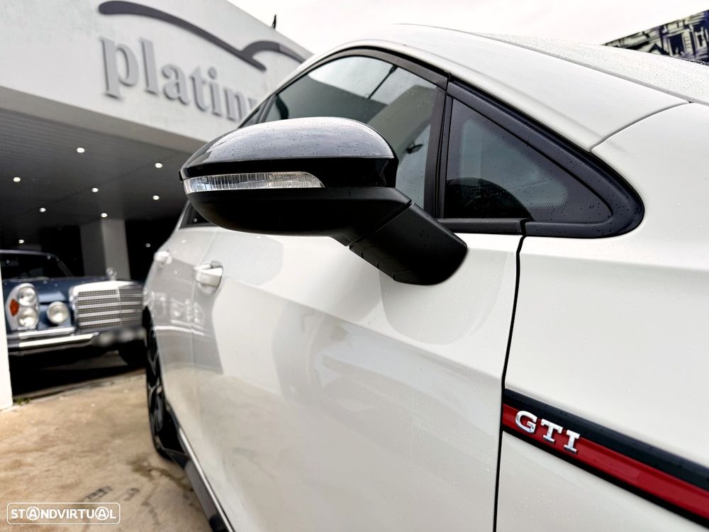 VW Golf 2.0 TSI GTI DSG - 43