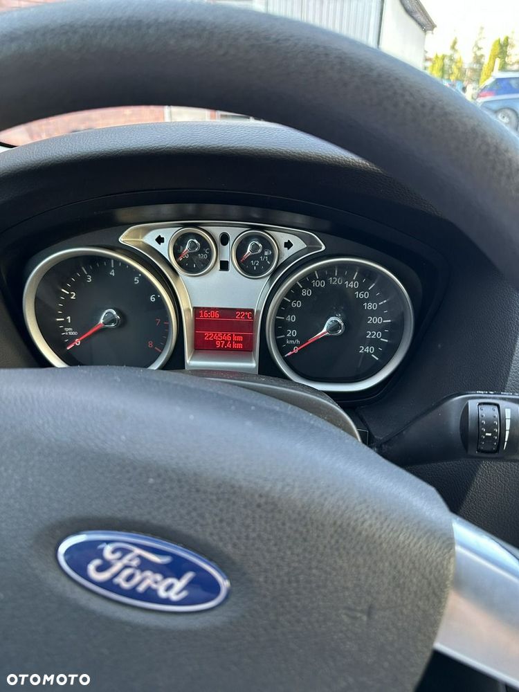 Ford Focus - 14