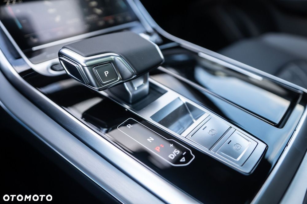Audi Q8 50 TDI mHEV Quattro Tiptronic - 28