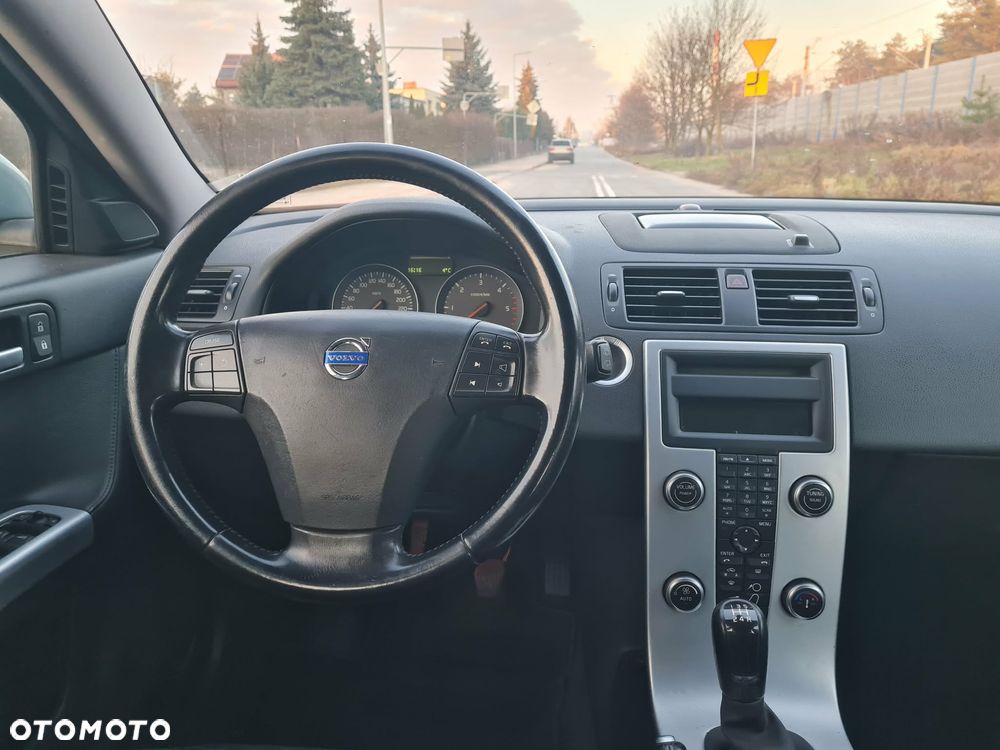 Volvo V50 1.6D DPF DRIVe Momentum - 9