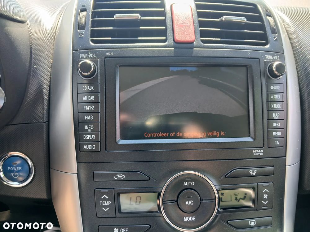 Toyota Auris - 19