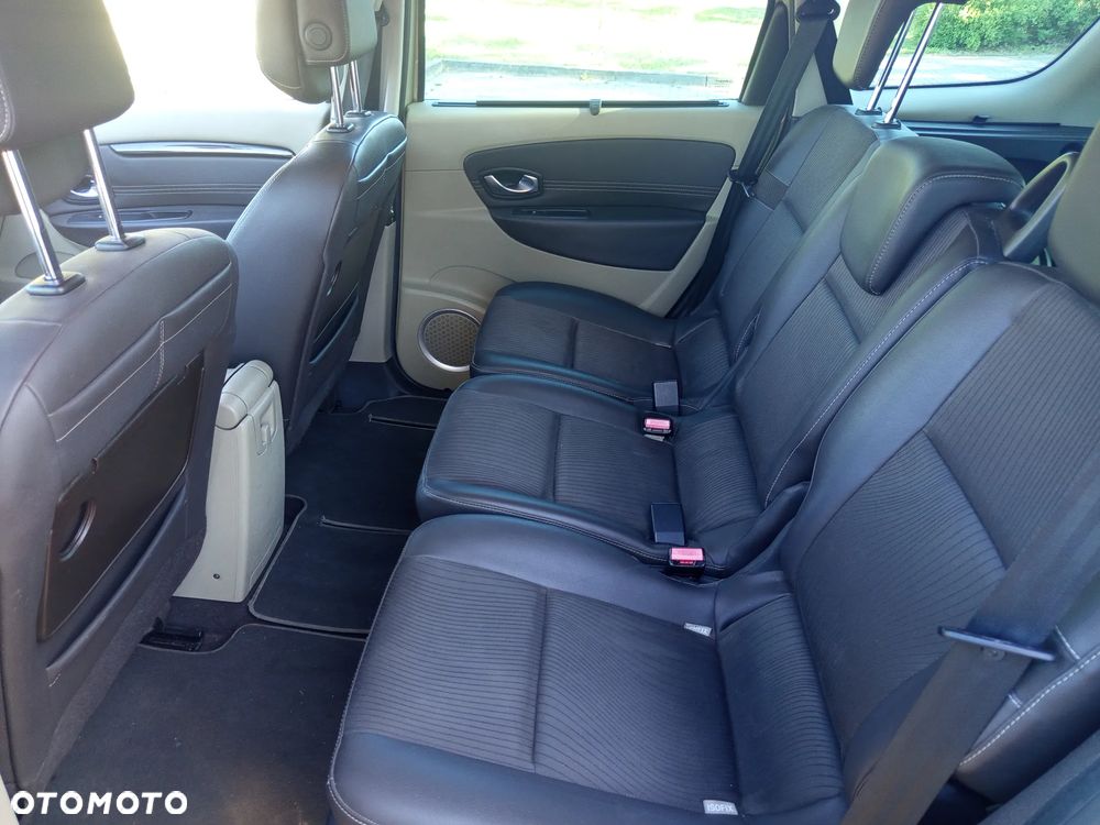 Renault Scenic 1.9 dCi Bose Edition - 20