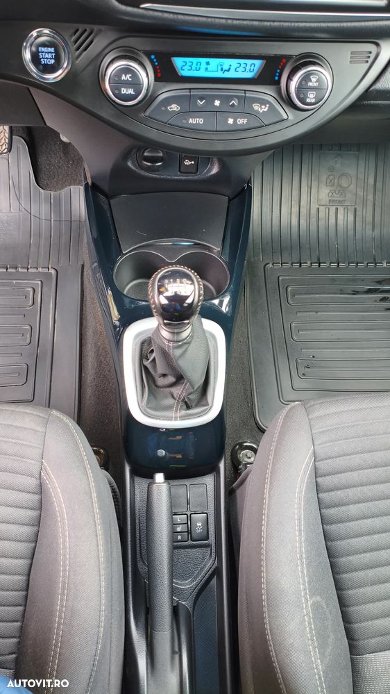 Toyota Yaris 1.5 L VVT-iE Start - 4