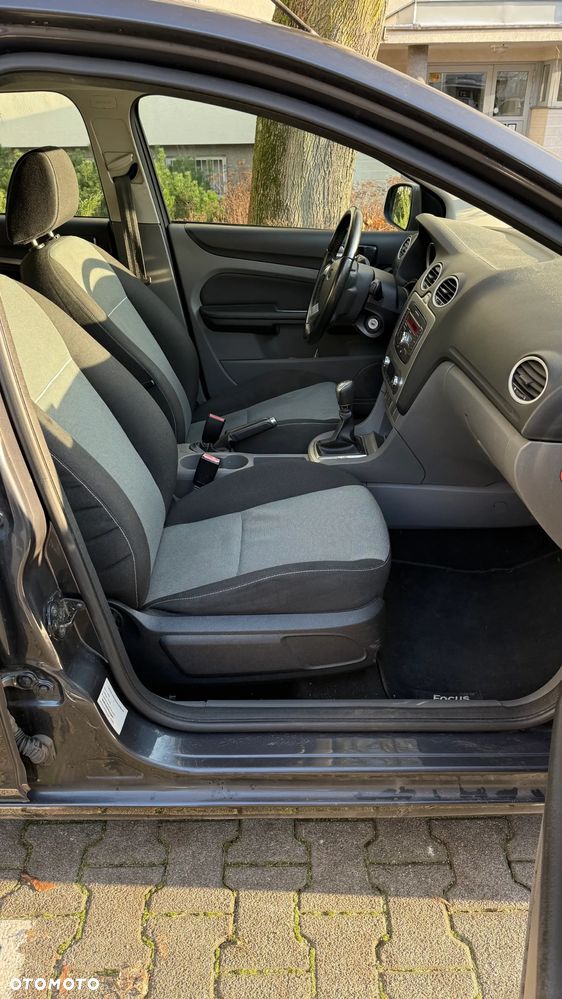 Ford Focus - 16