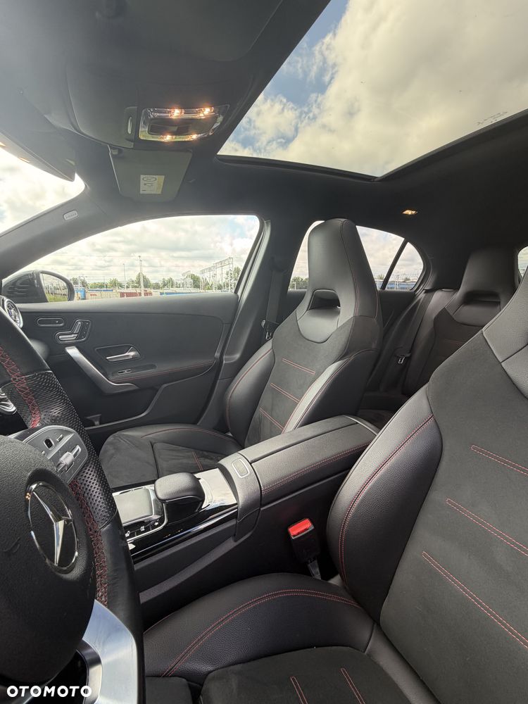 Mercedes-Benz Klasa A 180 d AMG Line 7G-DCT - 13