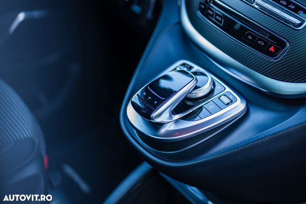 Mercedes-Benz V - 33