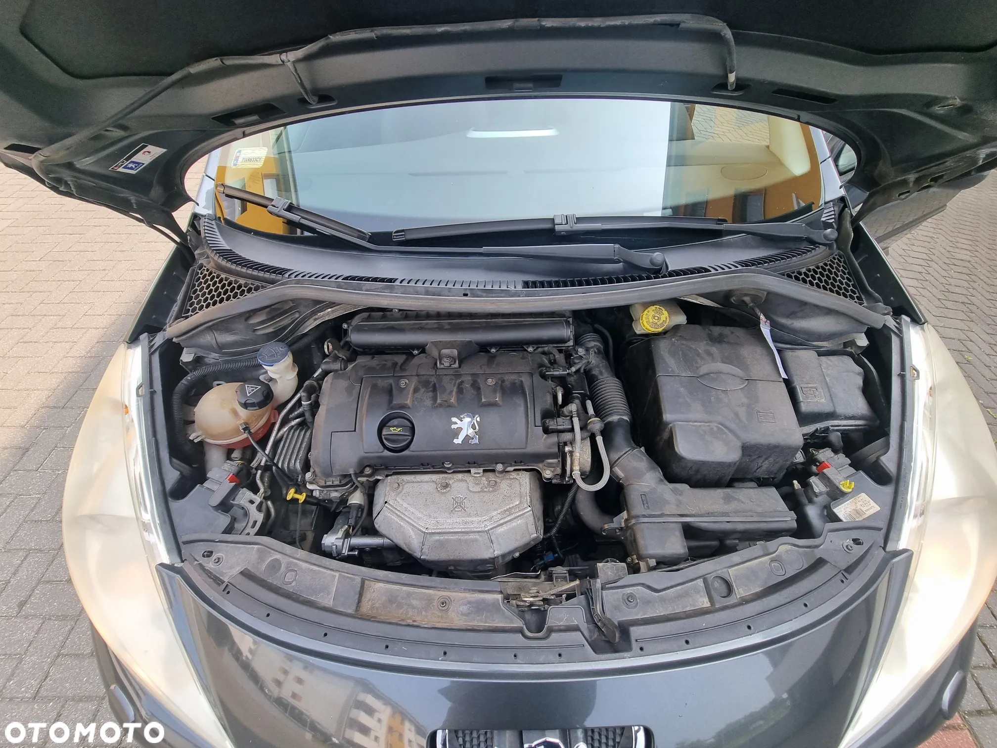 Peugeot 207 1.4 16V Trendy - 21