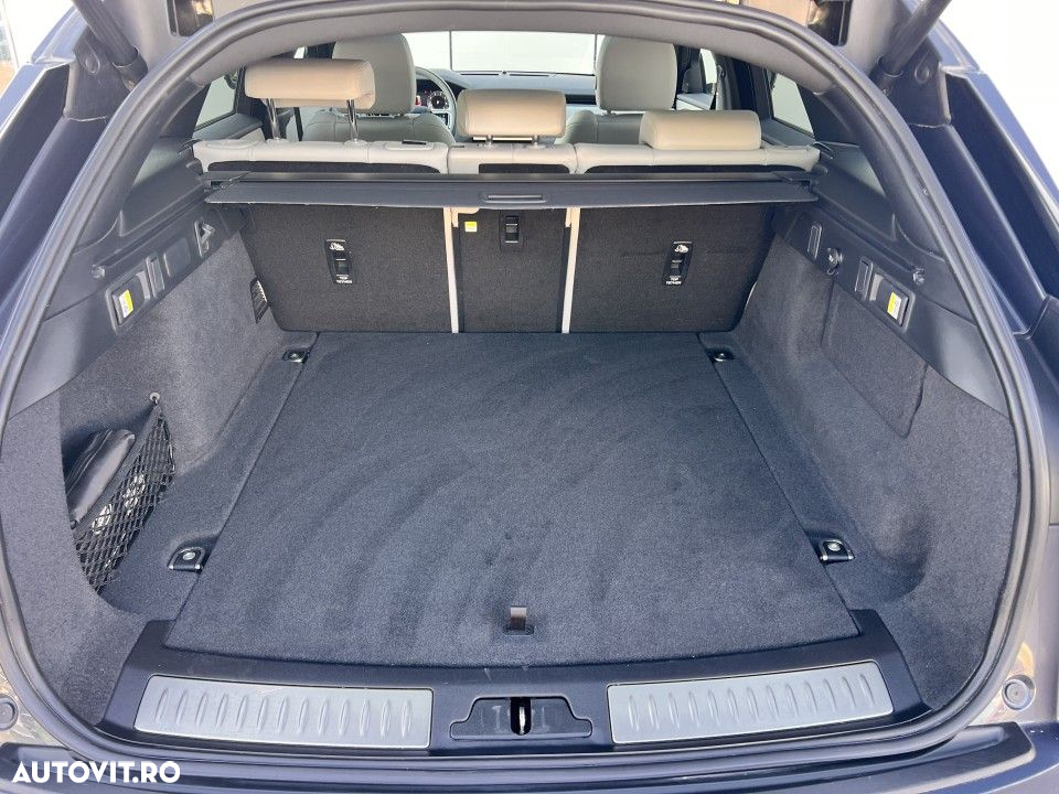 Land Rover Range Rover Velar - 33