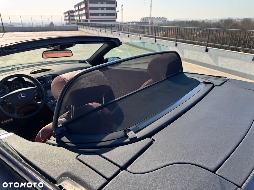 Mercedes-Benz SL - 11