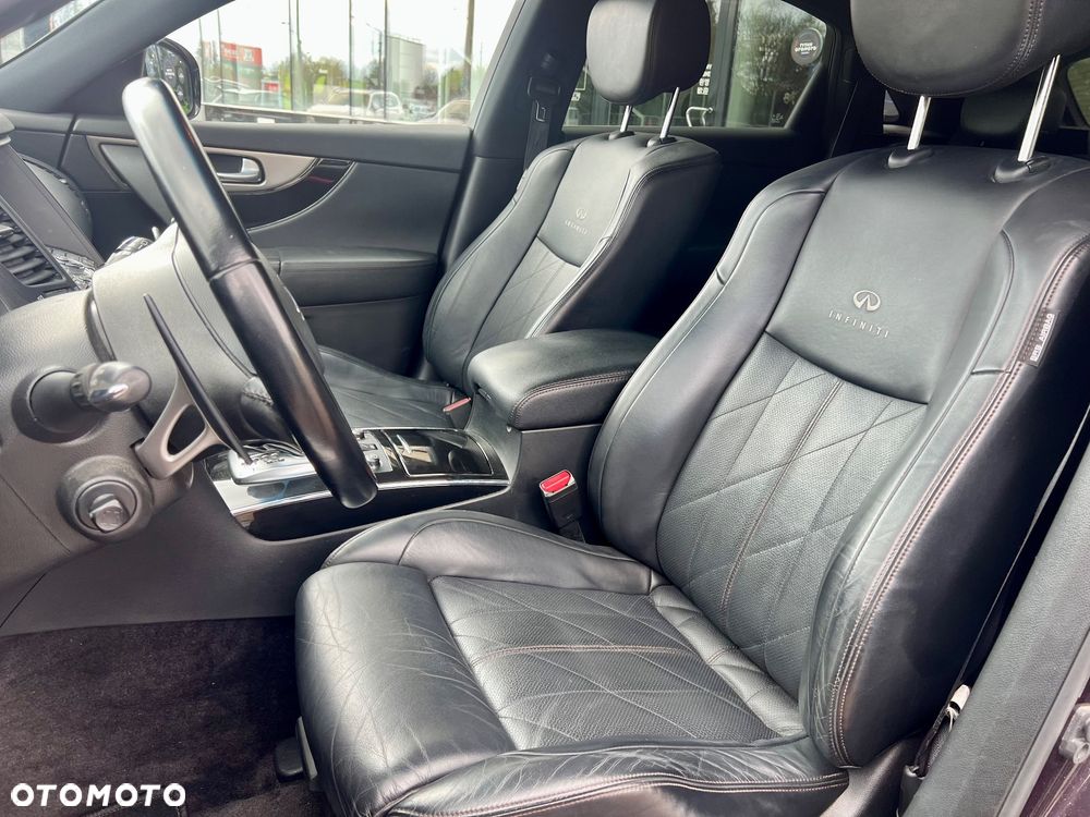 Infiniti Q70 3.0d S Premium - 12