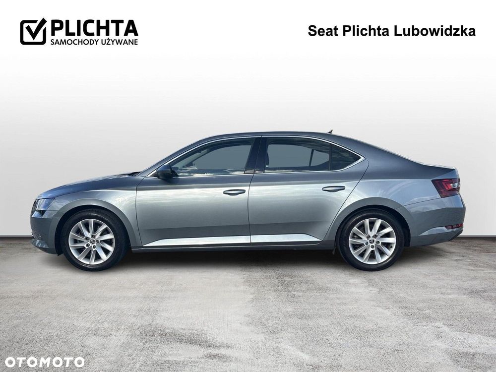 Skoda Superb 2.0 TDI SCR Ambition DSG - 2