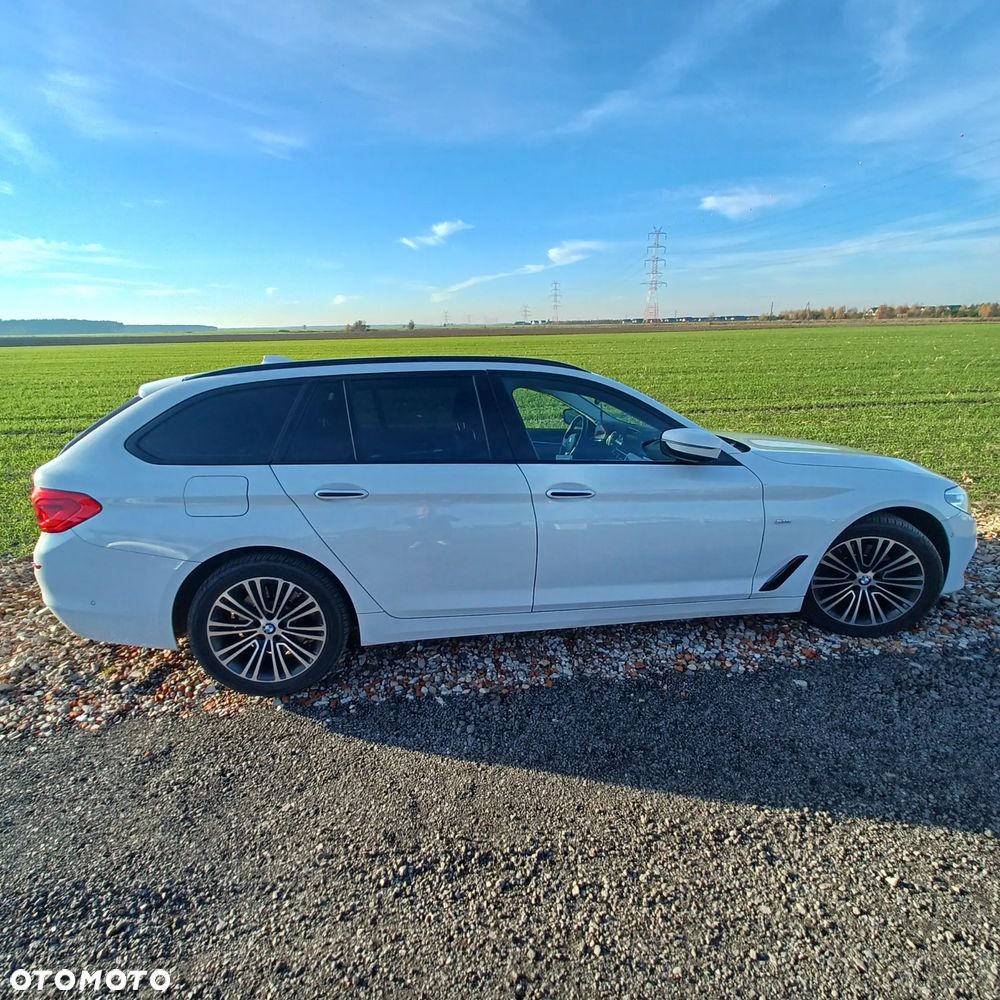 BMW Seria 5 520d xDrive Luxury Line sport - 34