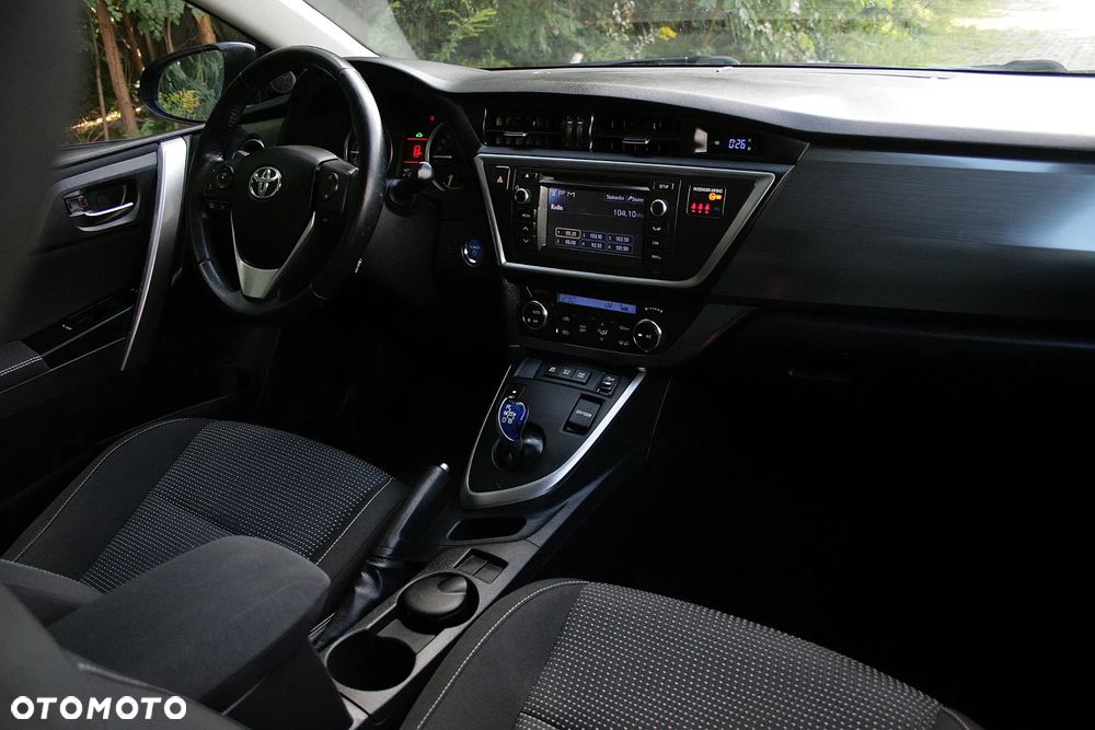 Toyota Auris - 13