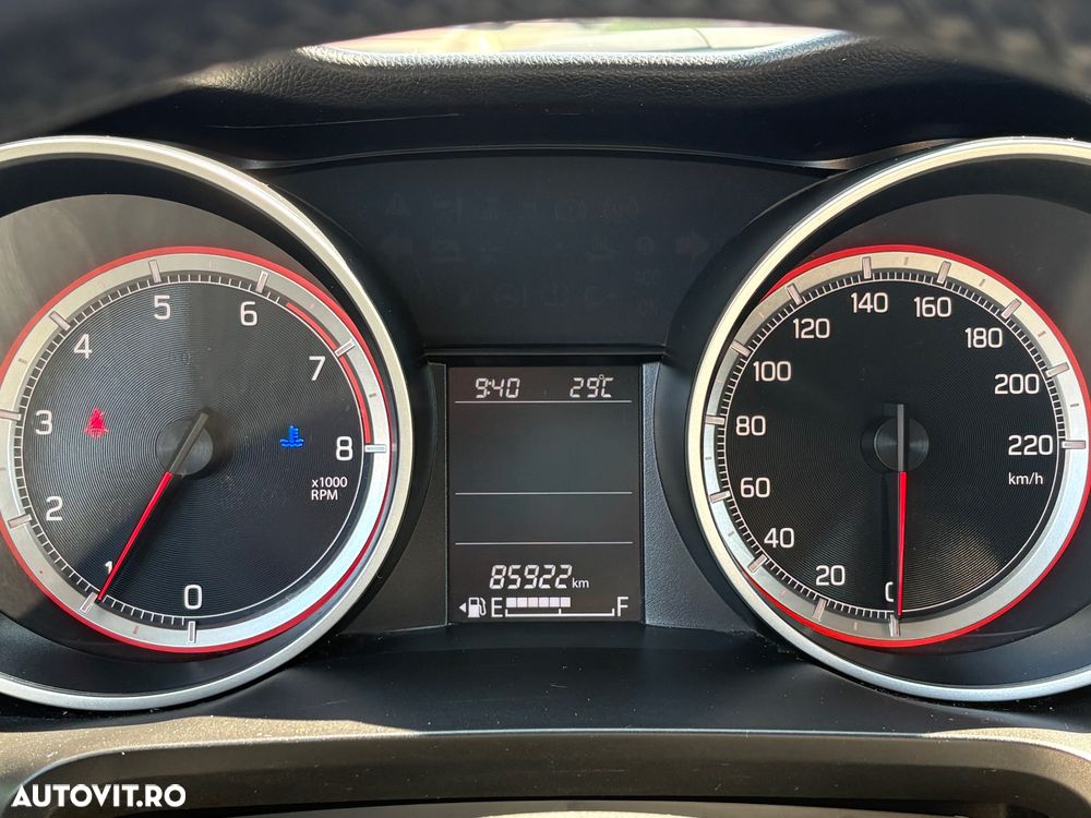 Suzuki Swift 1.2 ALLGRIP Passion - 11